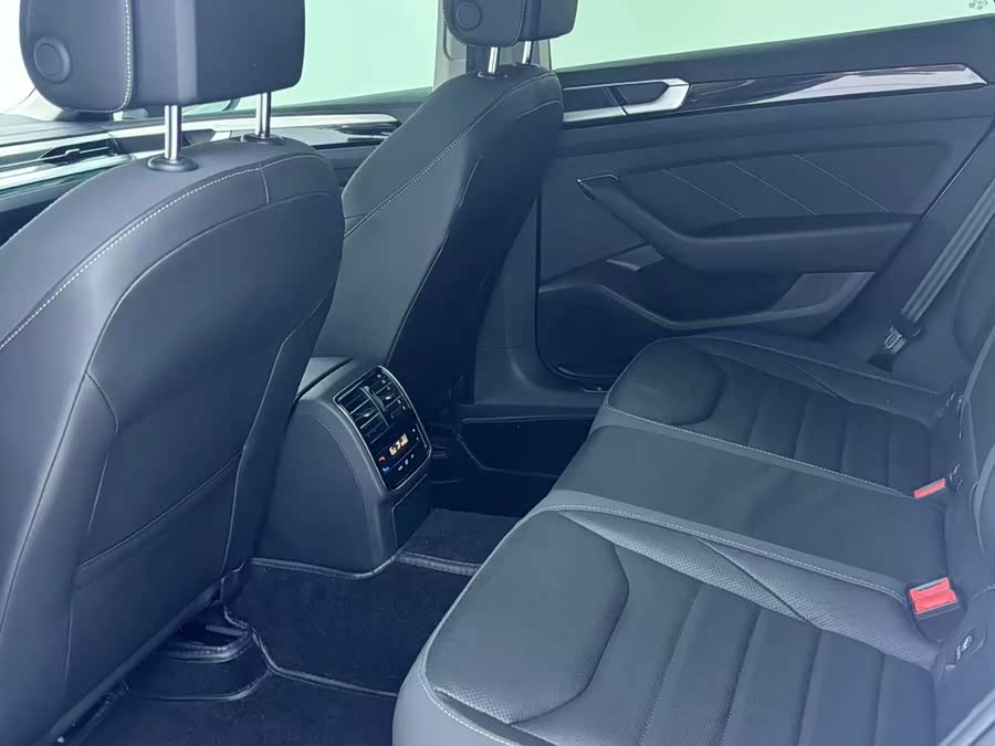 Volkswagen CC 2022, фото 9