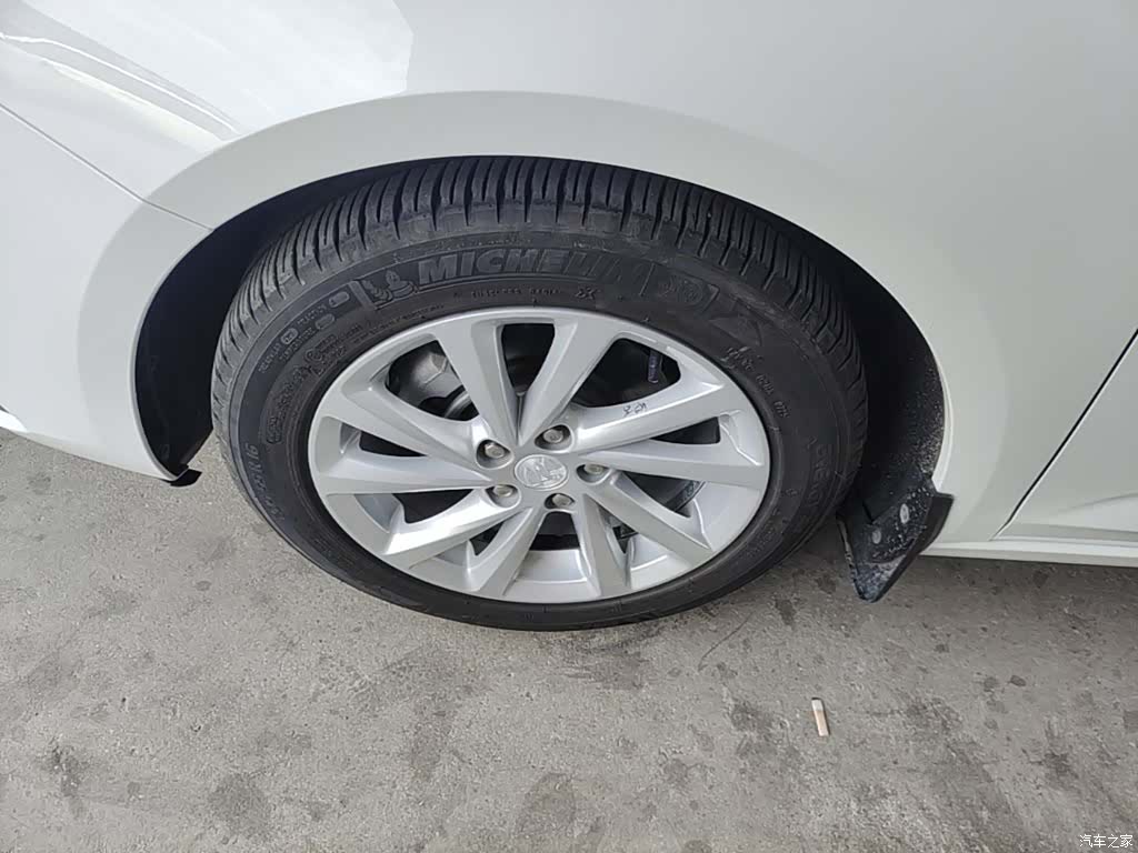 Buick Verano, 2019 23