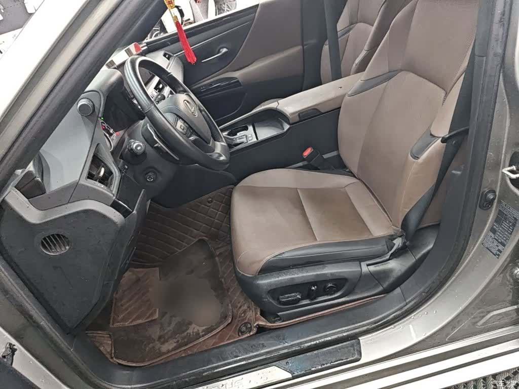 Lexus ES, 2024 15