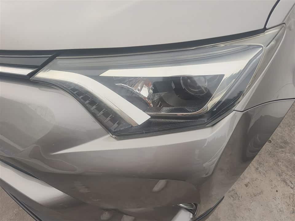 Toyota RAV4 Rongfang