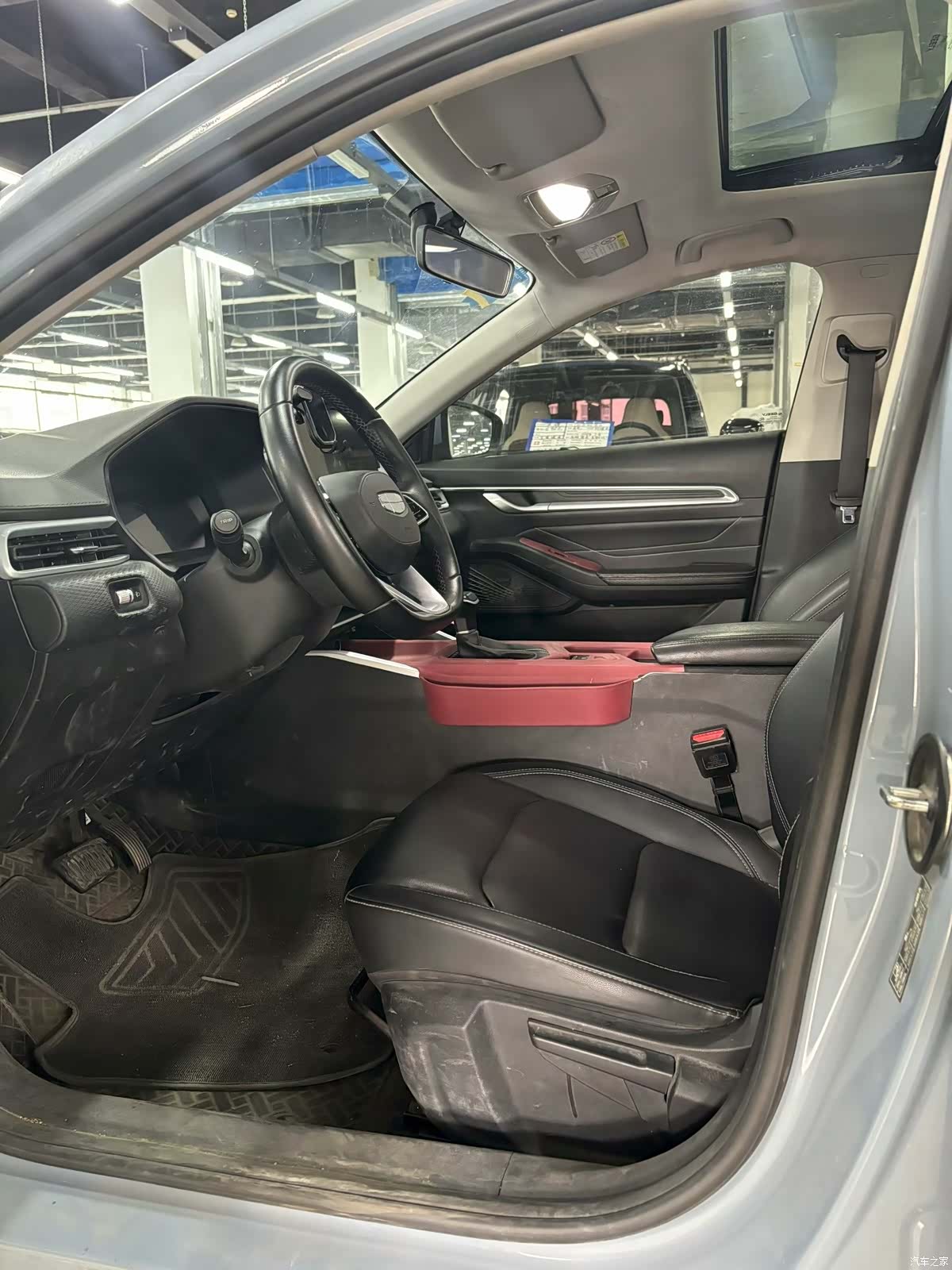 Geely Emgrand, 2024 4