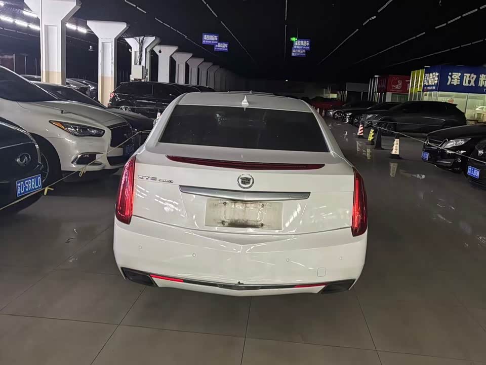 Cadillac XTS