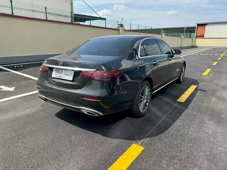 Mercedes-Benz E-class Mercedes-Benz E-class
