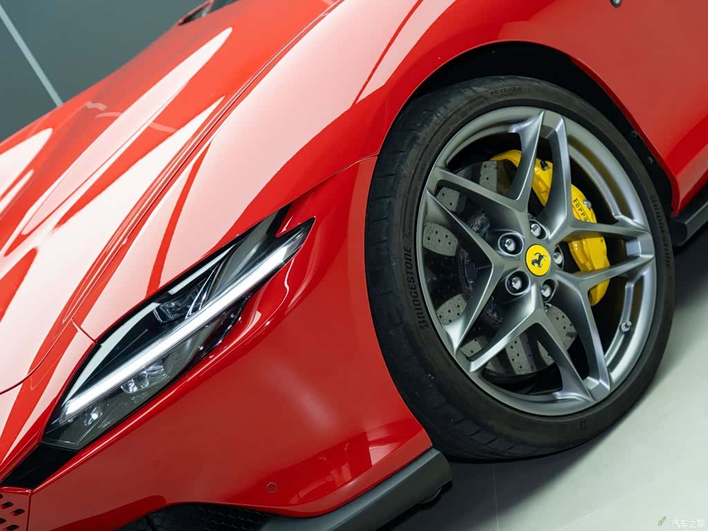Ferrari Roma, 2023 3