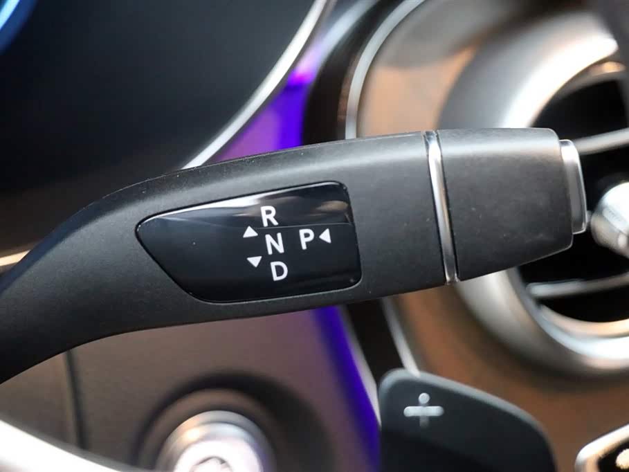 Mercedes-Benz GLC Mercedes-Benz GLC