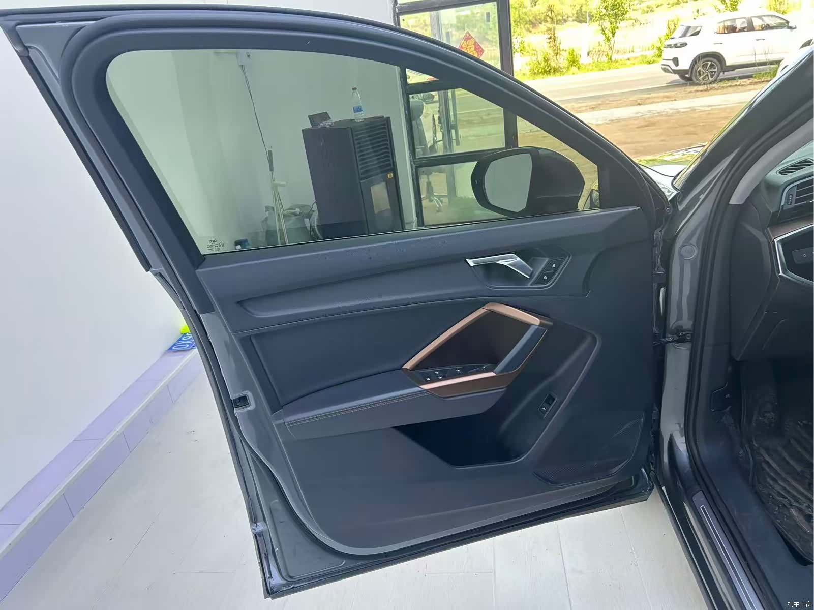 Audi Q3, 2021 10