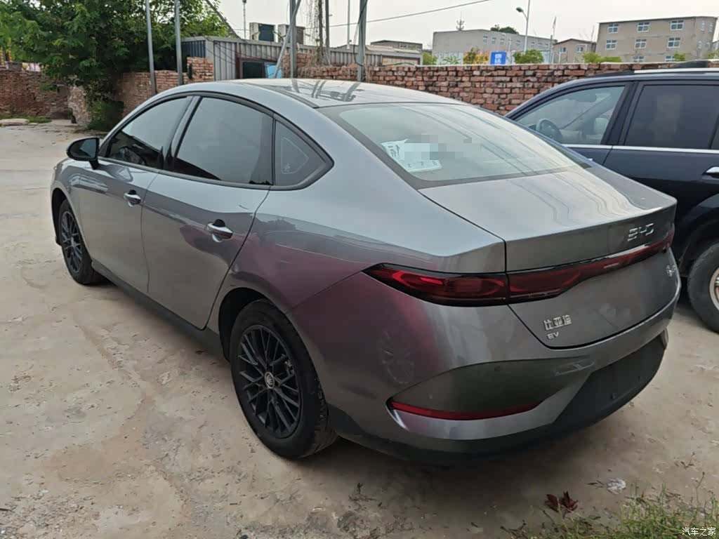 BYD Qin, 2026 все фото