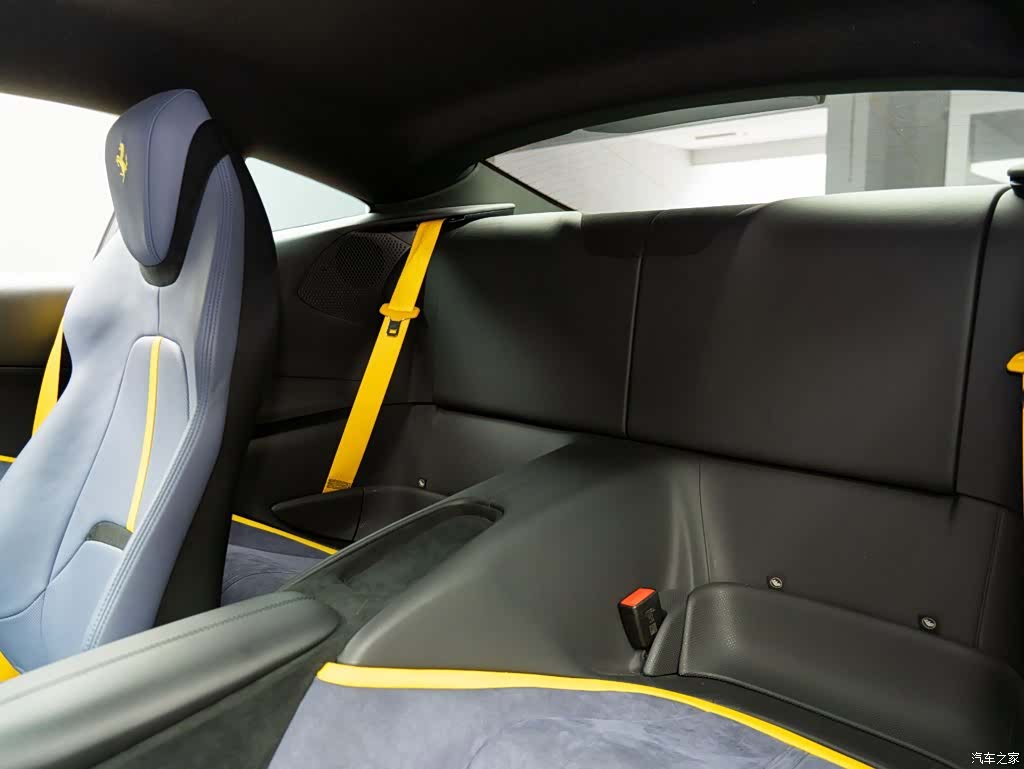 Ferrari Roma, 2023 16