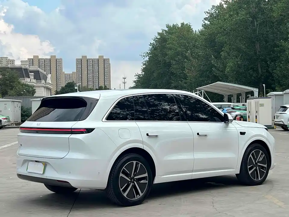 Li Auto Ideal L6