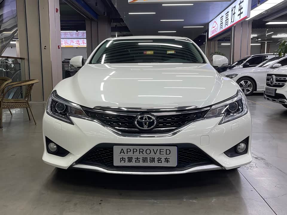 Toyota Reiz