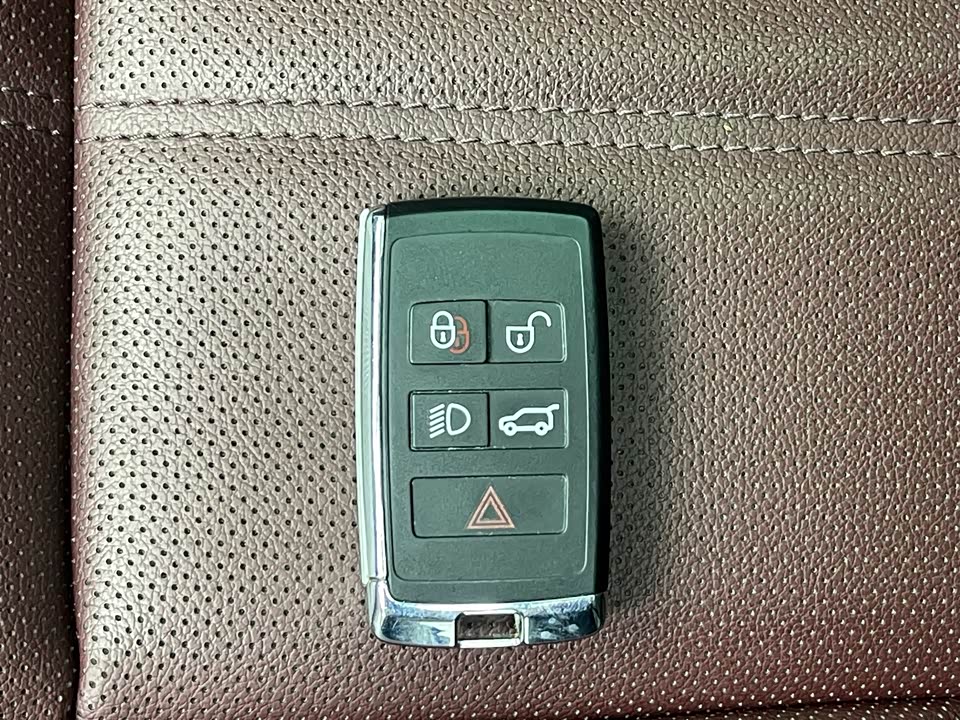 Land Rover Range Rover Aurora