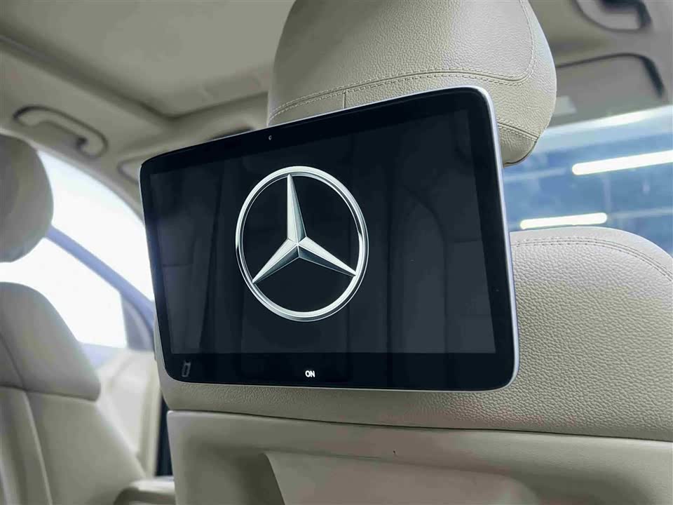 Mercedes-Benz M class