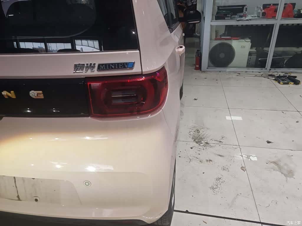 Wuling MINIEV, 2022 8