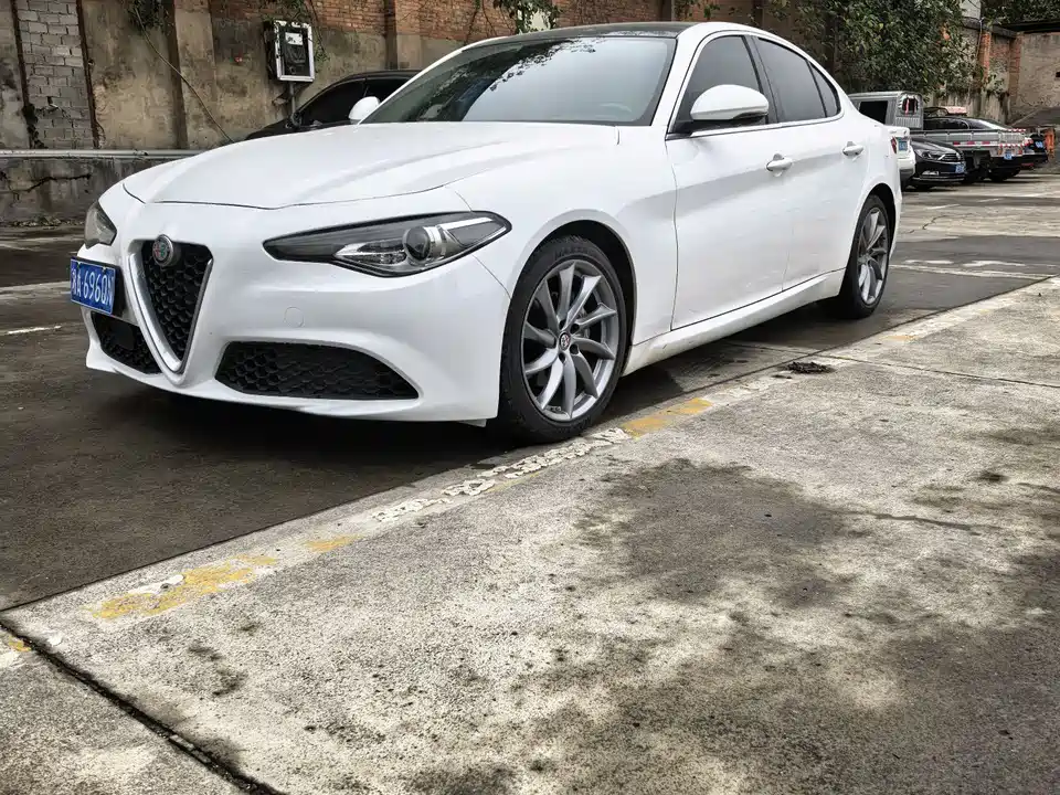 Alfa Romeo Giulia