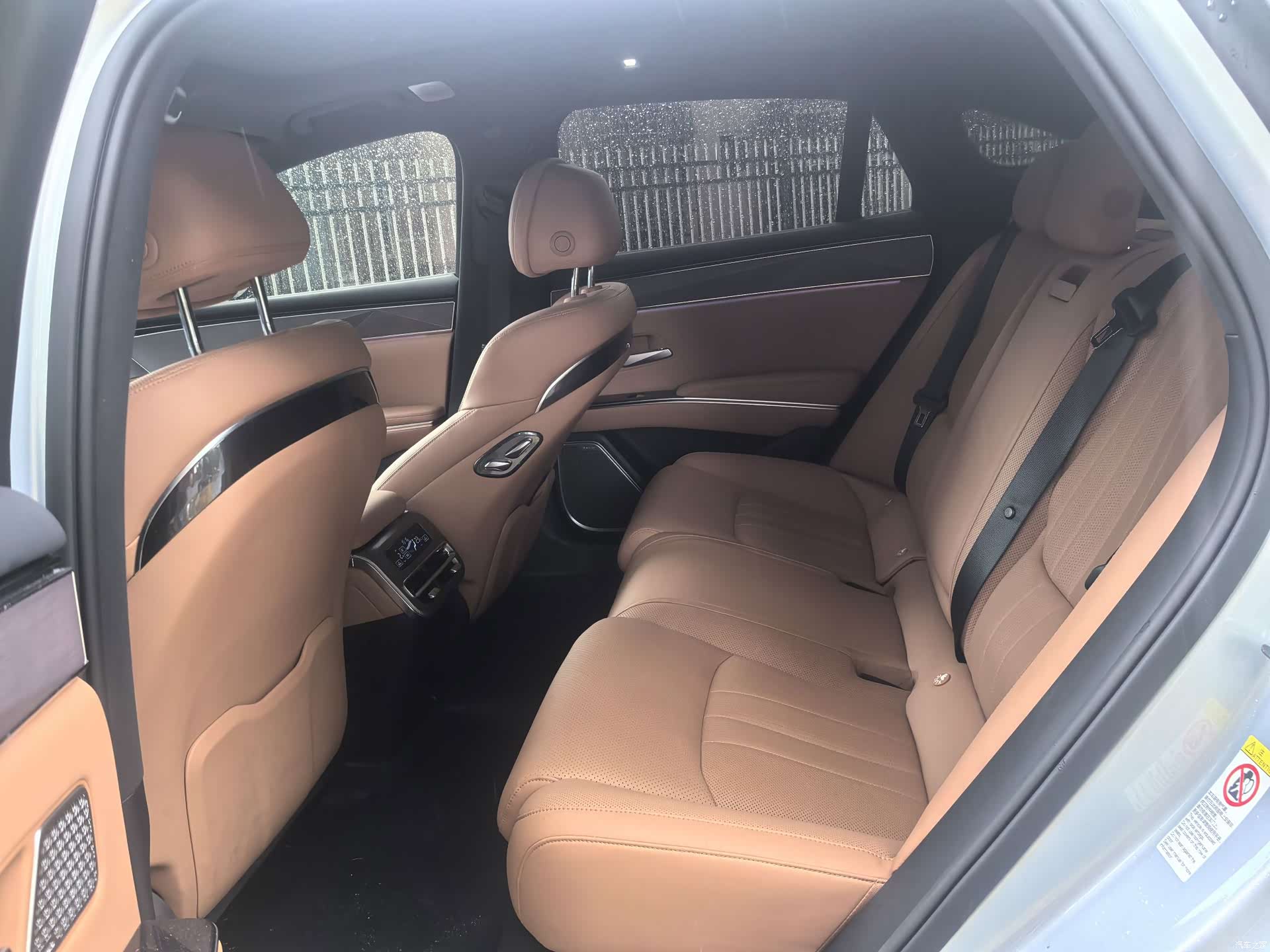 BYD Han, 2025 все фото