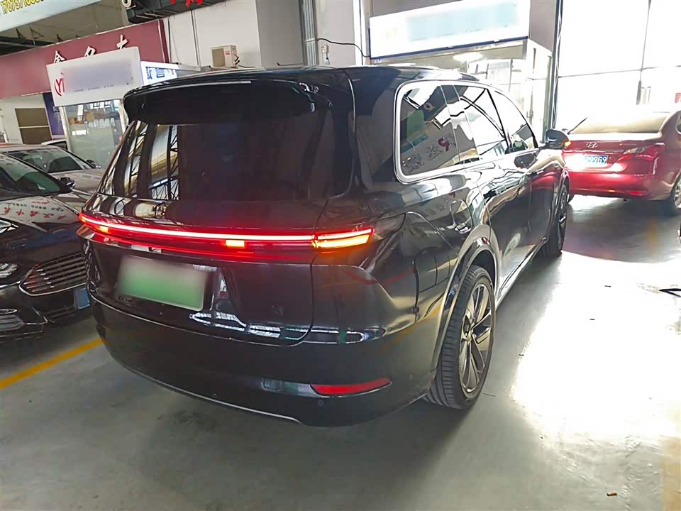 Li Auto Ideal L9