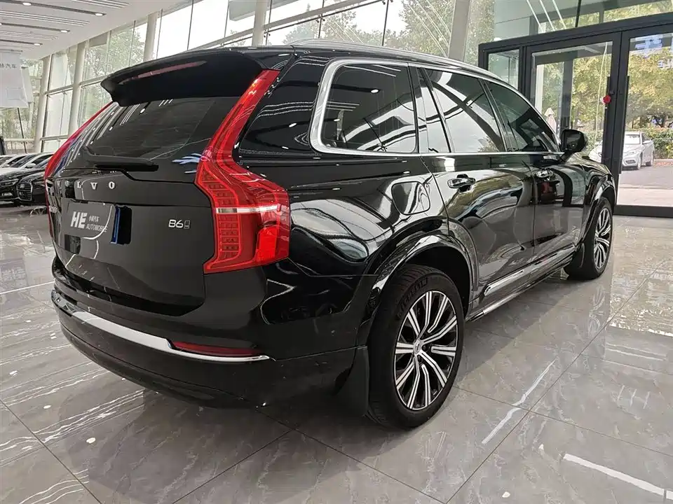 Volvo XC90