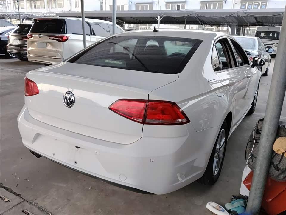 Volkswagen Lingdu
