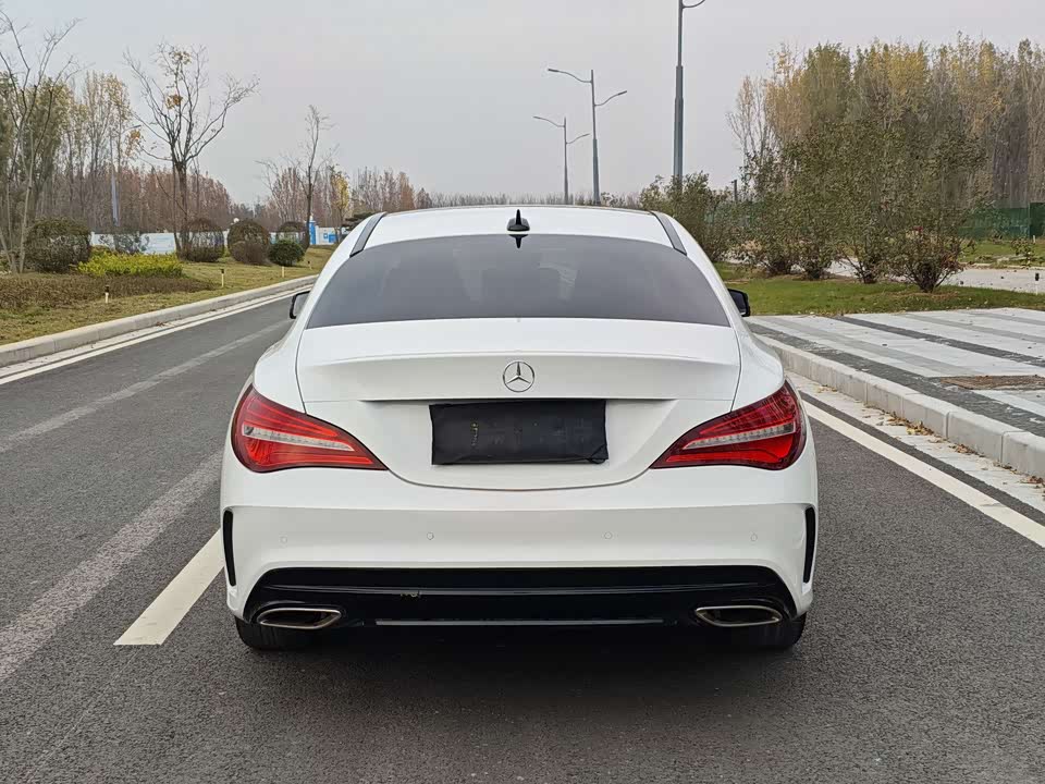 Mercedes-Benz CLA