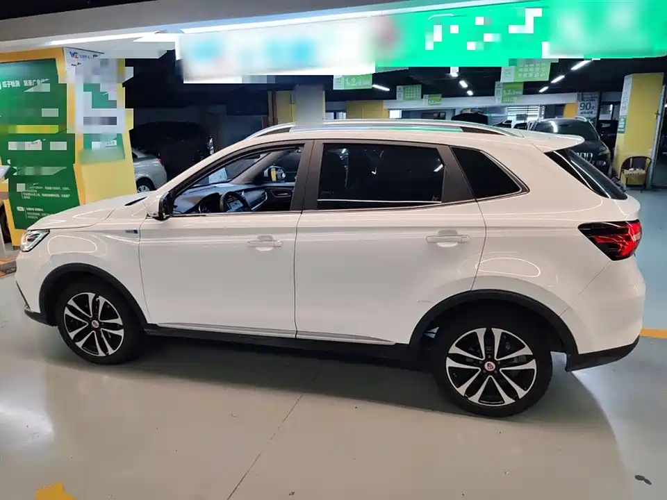 Roewe RX3