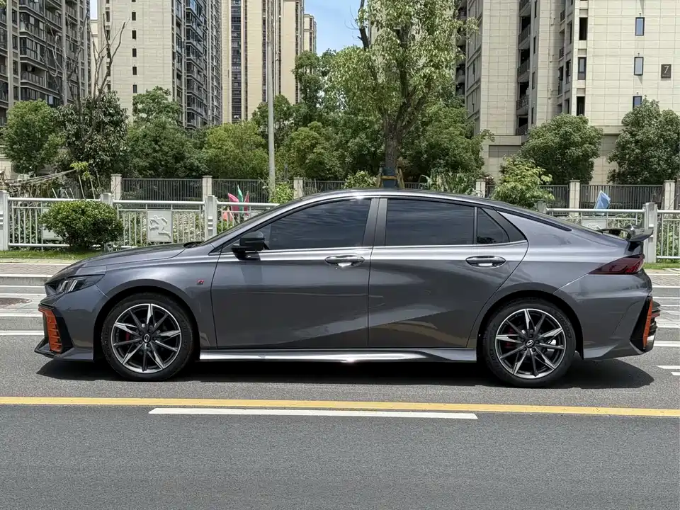 Trumpchi Shadow Leopard