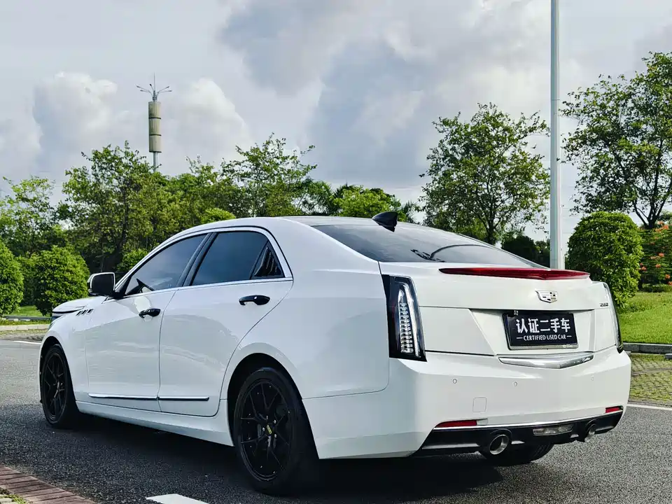 Cadillac ATS-L