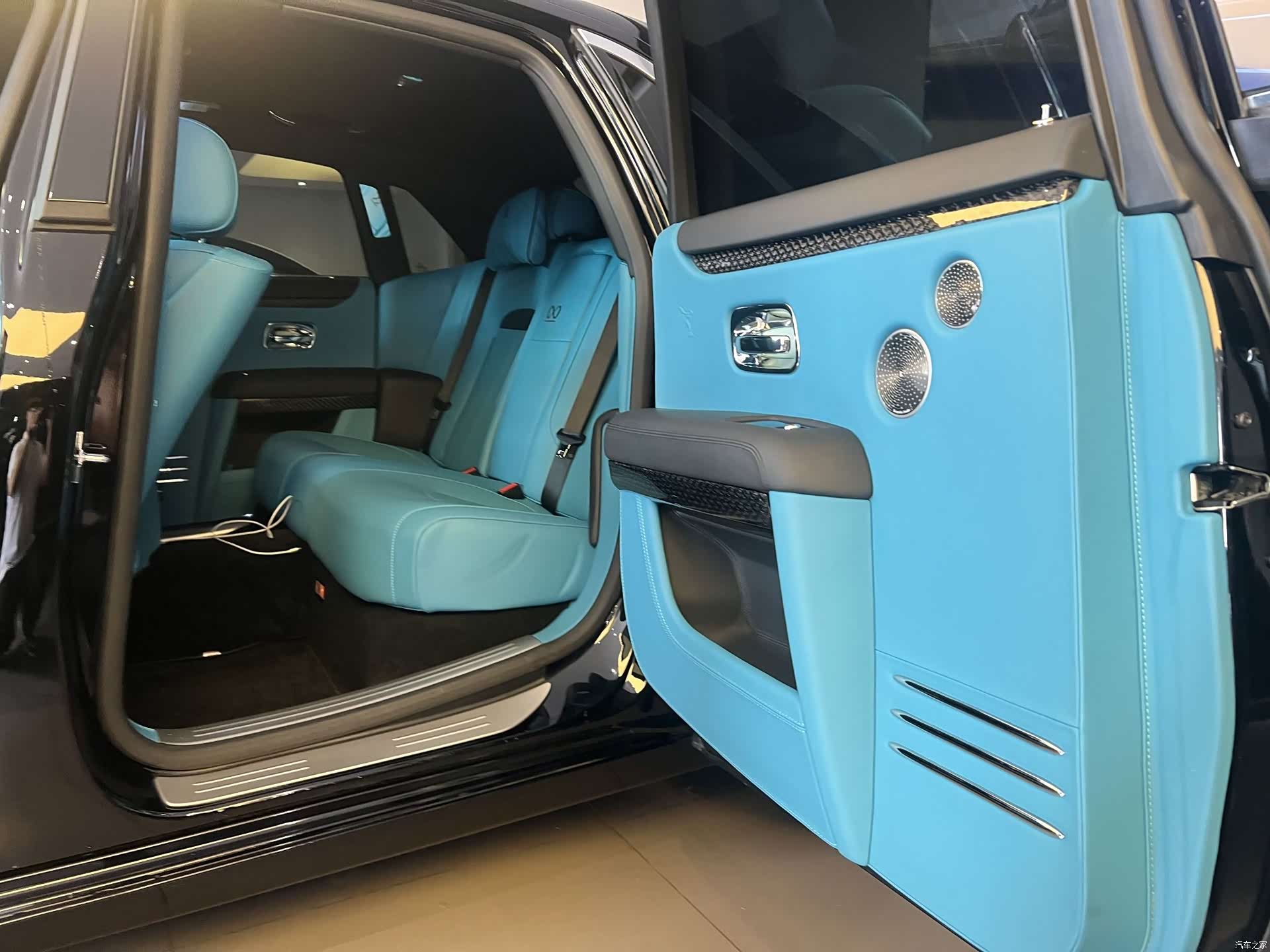 Rolls-Royce Ghost, 2011 23