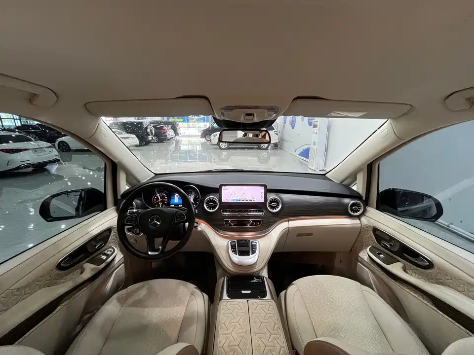 Mercedes-Benz V-class Mercedes-Benz V-class