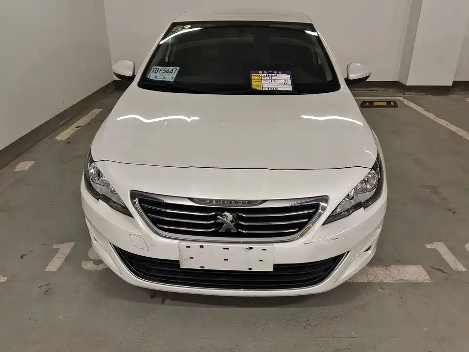 Peugeot 408