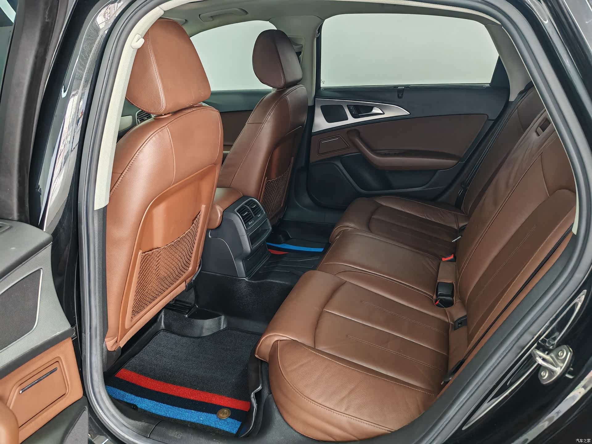 Audi A6L, 2018 13