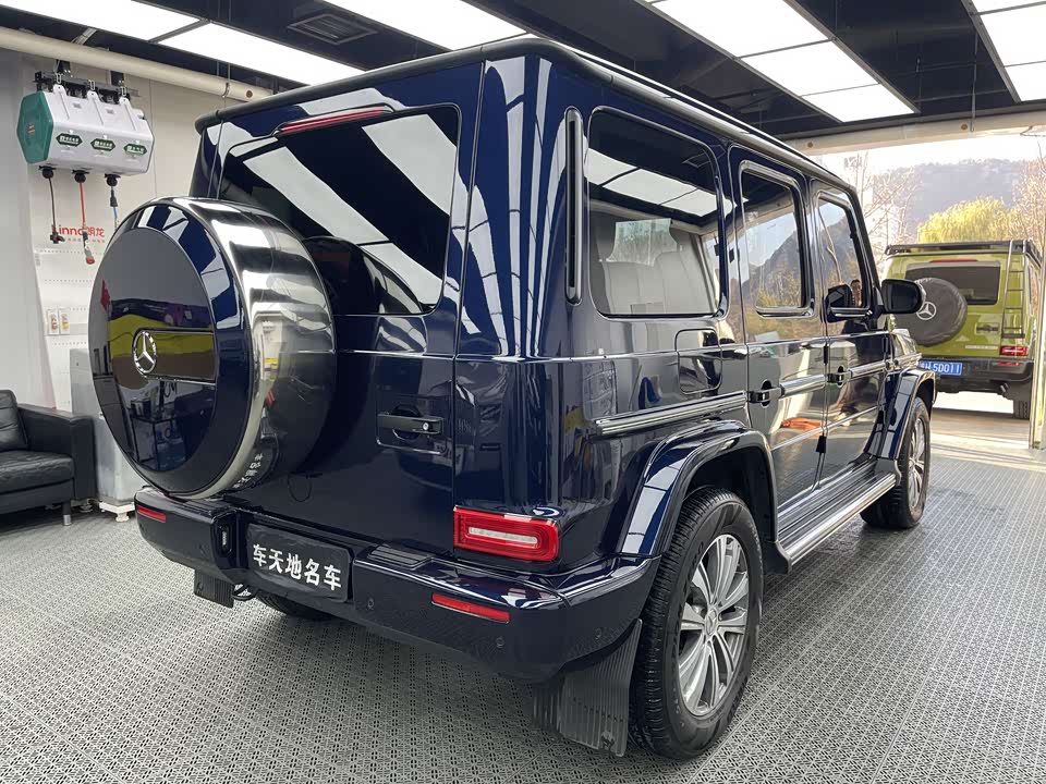 Mercedes-Benz G-class