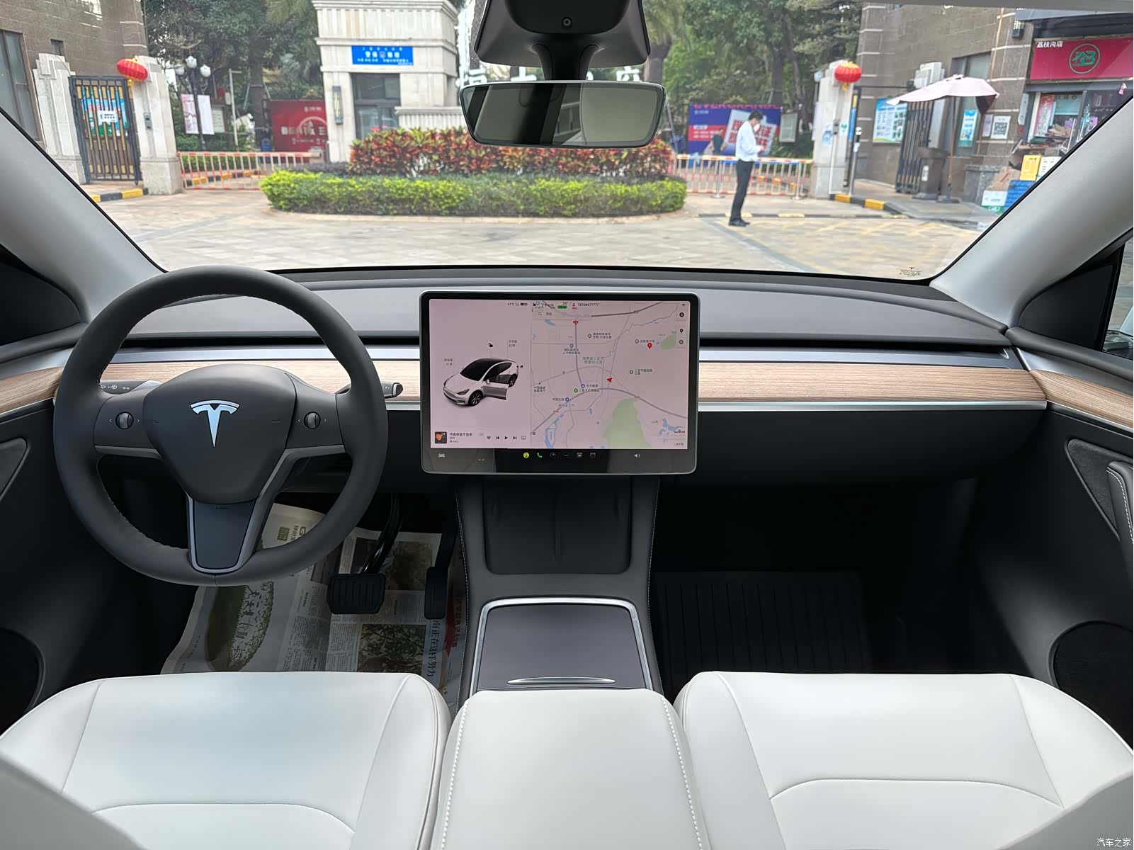 Tesla Model Y, 2022 13