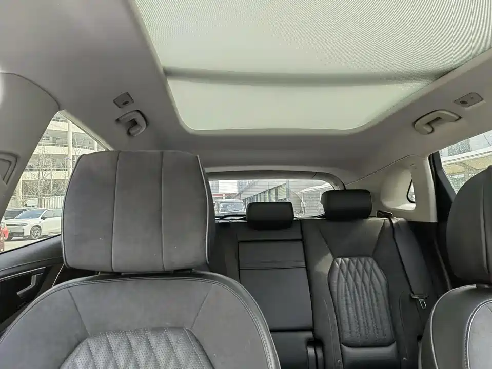 Hongqi HS5 Hongqi HS5
