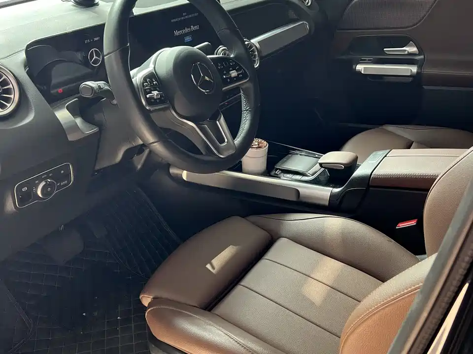 Mercedes-Benz GLB Mercedes-Benz GLB