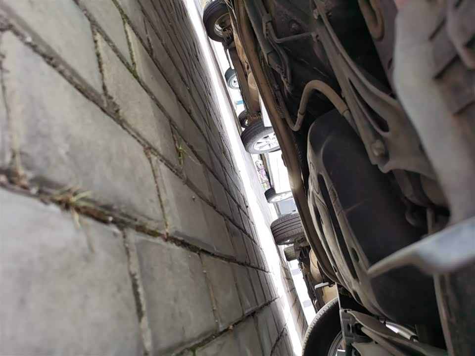 Toyota YARiS L to enjoy