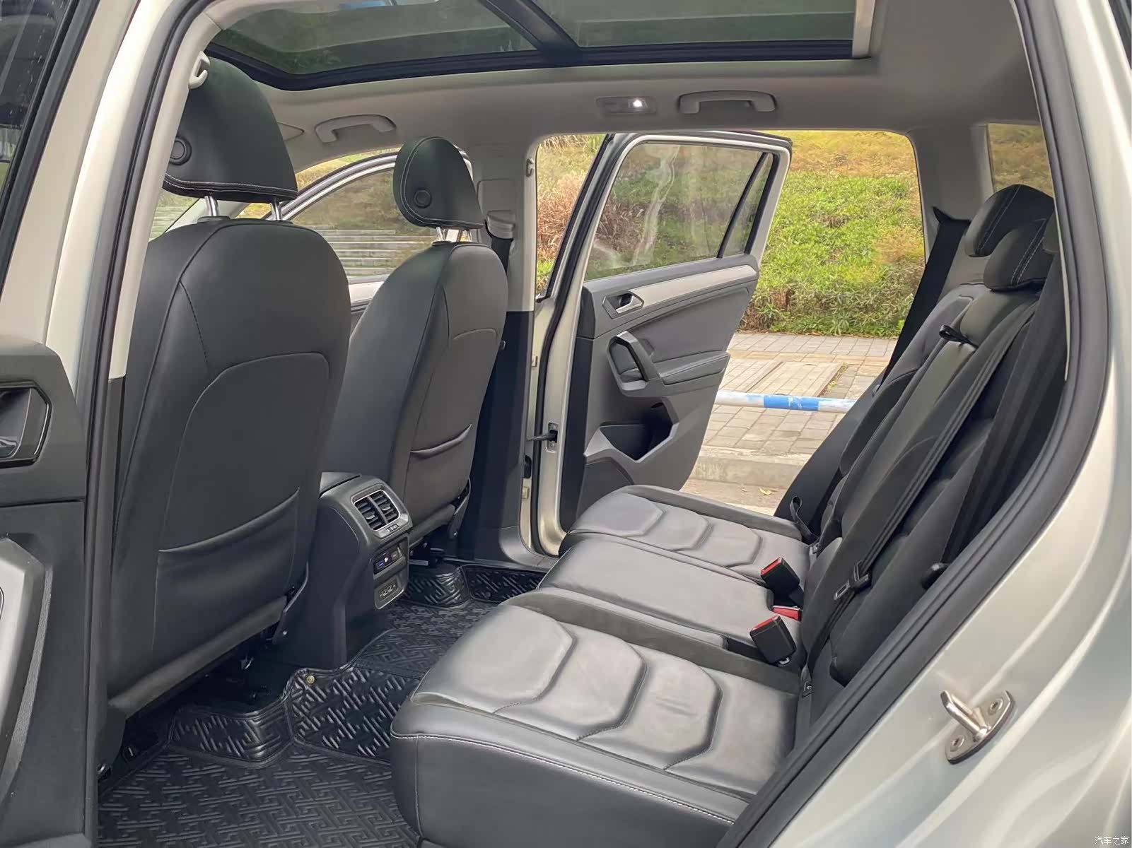 Volkswagen Tiguan L, 2019 10
