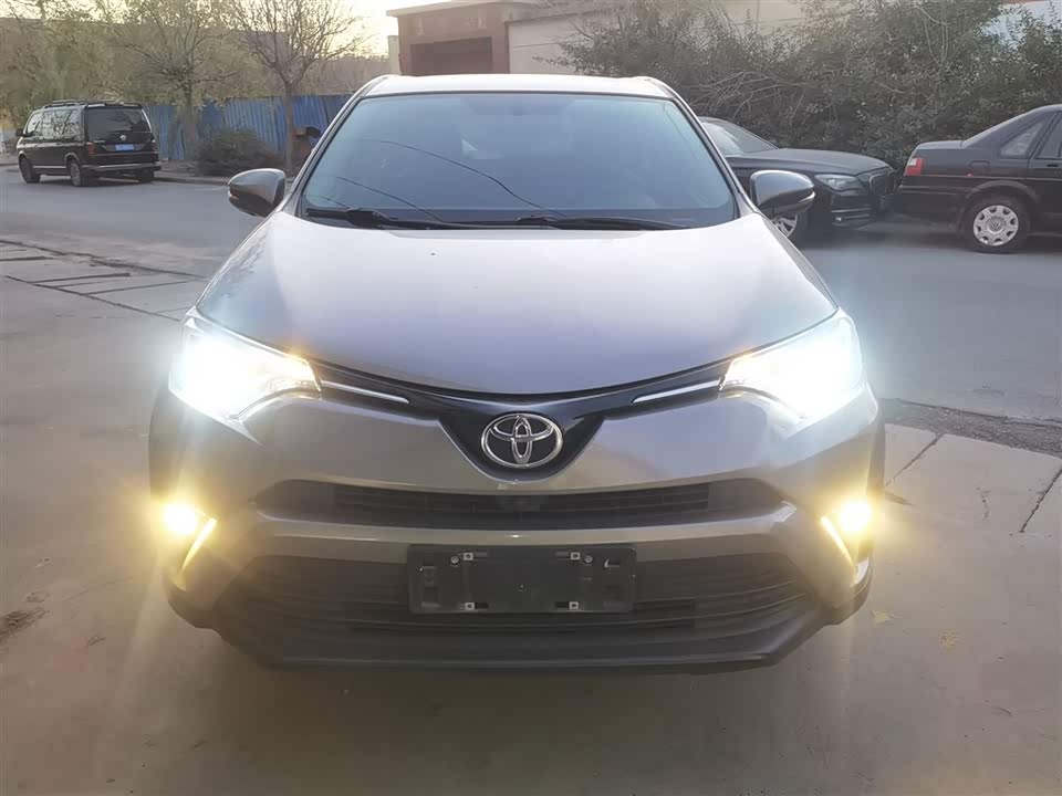 Toyota RAV4 Rongfang