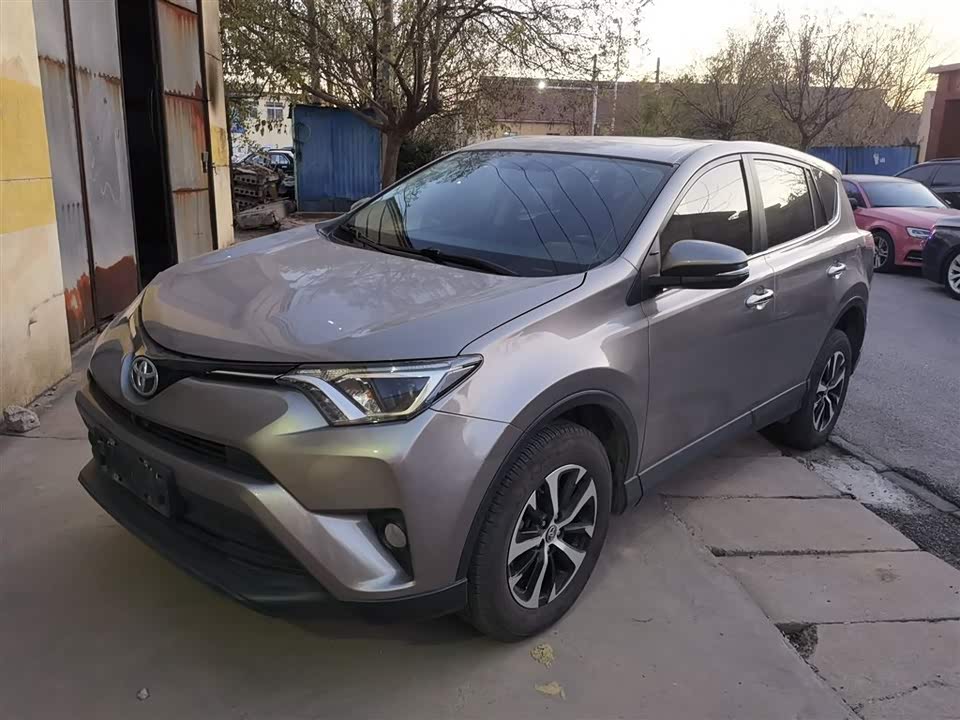 Toyota RAV4 Rongfang