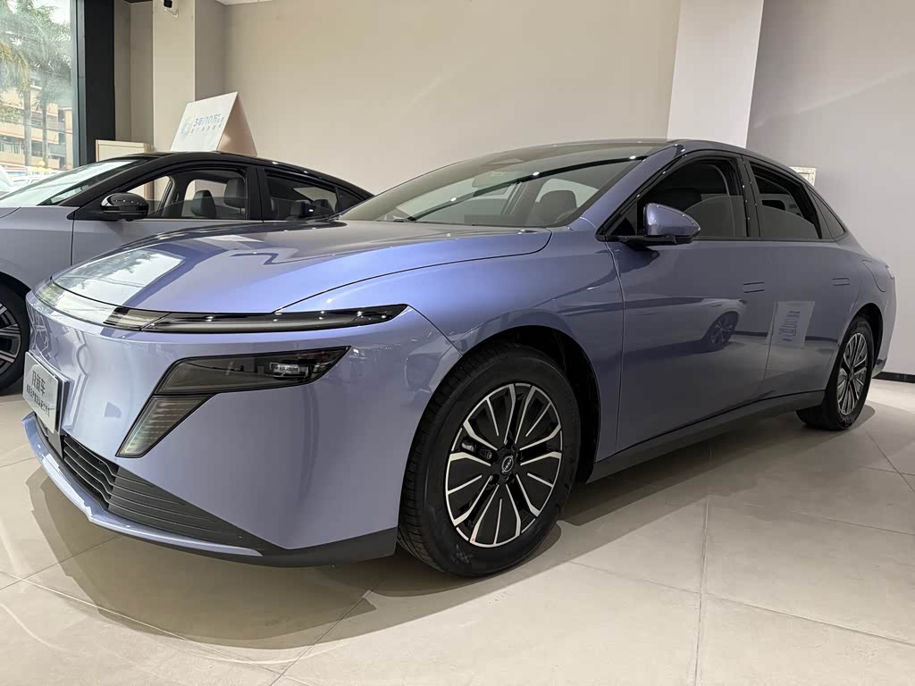 Nissan N6