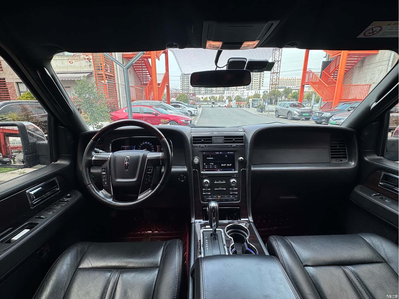 Lincoln Navigator, 2017 7