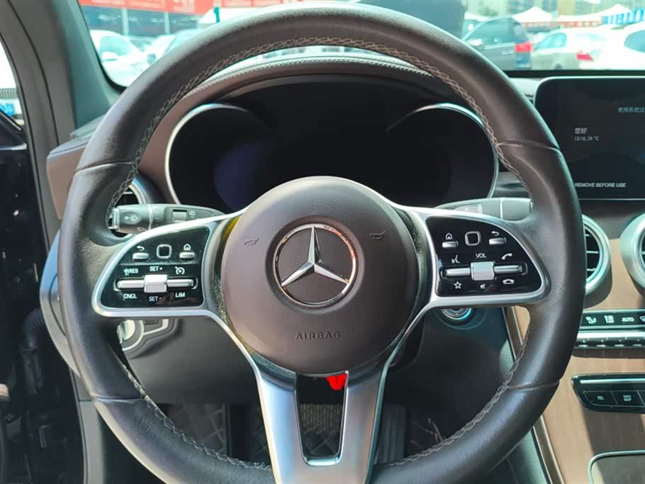 Mercedes-Benz GLC Mercedes-Benz GLC