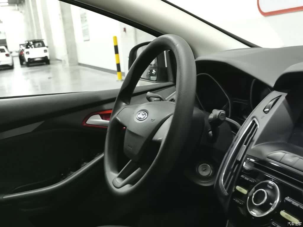 Ford Focus, 2017 22