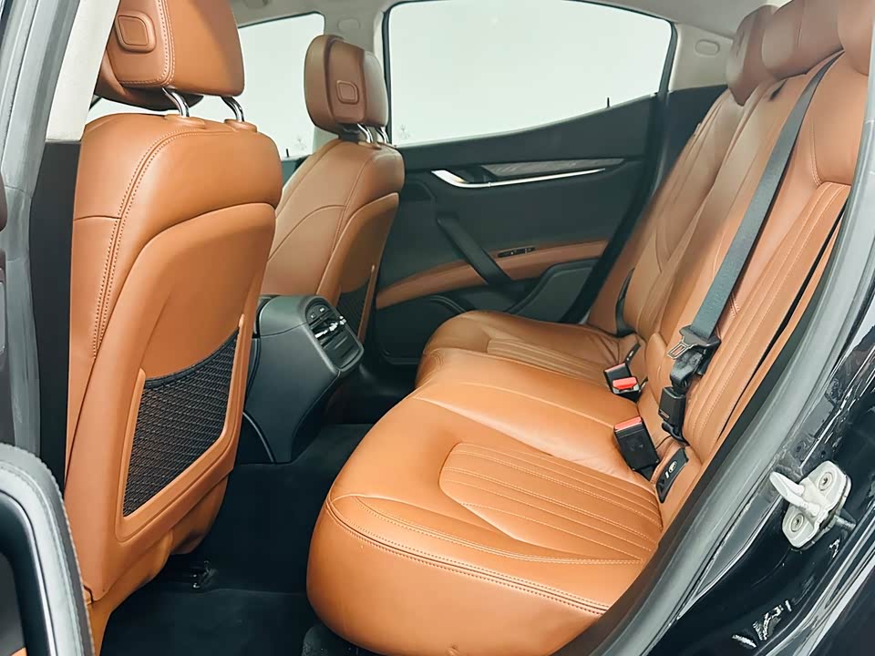 Maserati Ghibli Maserati Ghibli
