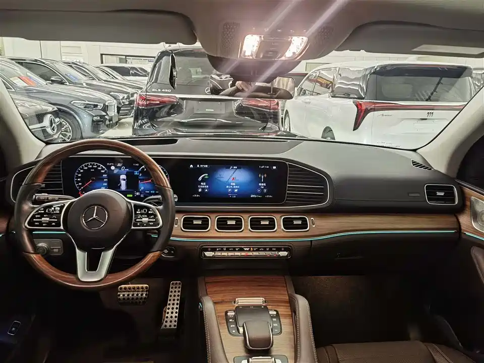 Mercedes-Benz GLS Mercedes-Benz GLS
