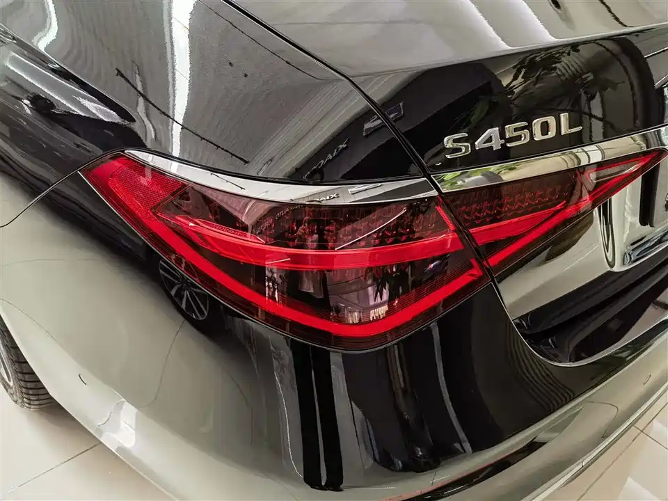 Mercedes-Benz S-class Mercedes-Benz S-class