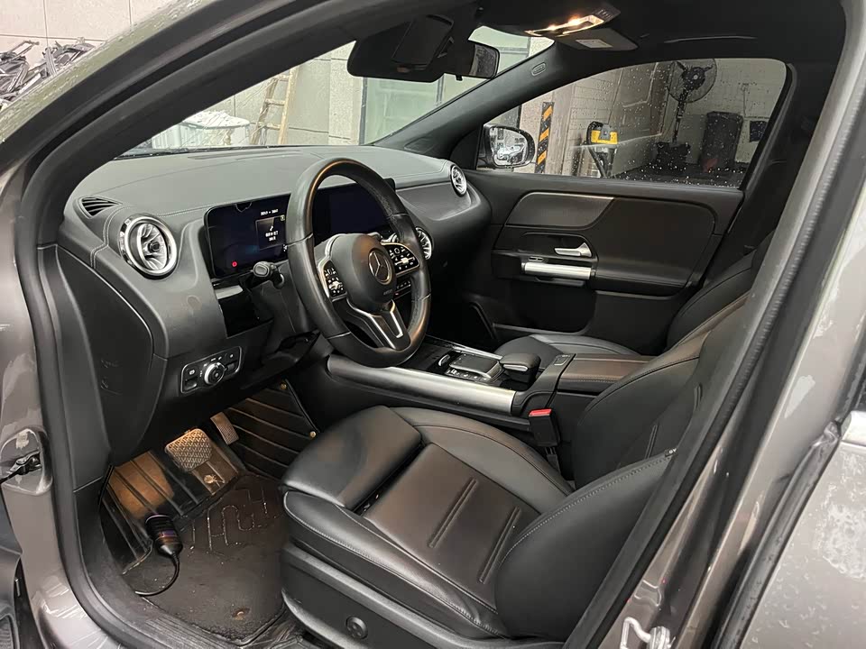 Mercedes-Benz EQA Mercedes-Benz EQA