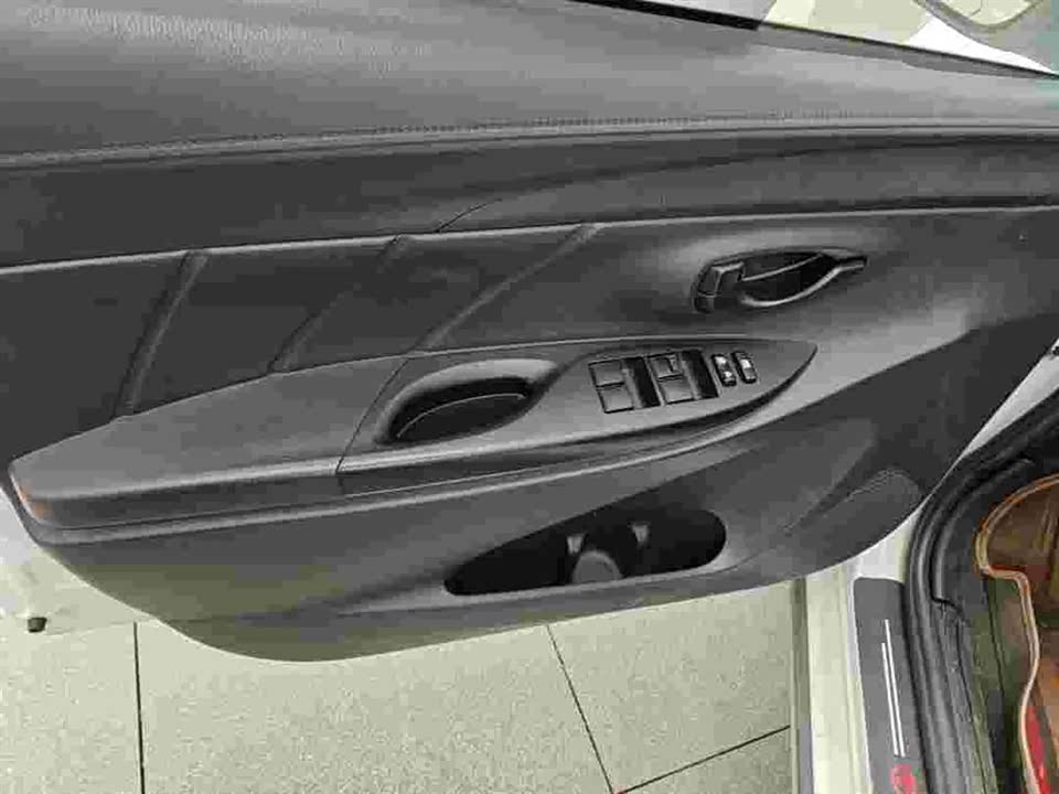 Toyota YARiS L Zhixuan