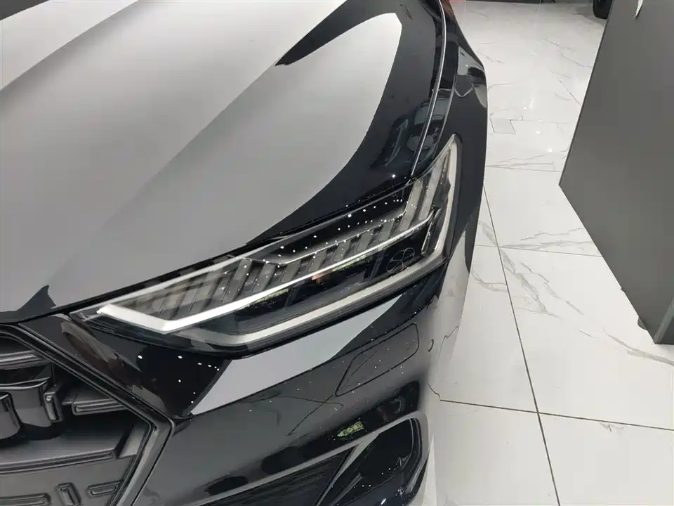 Audi A7L Audi A7L