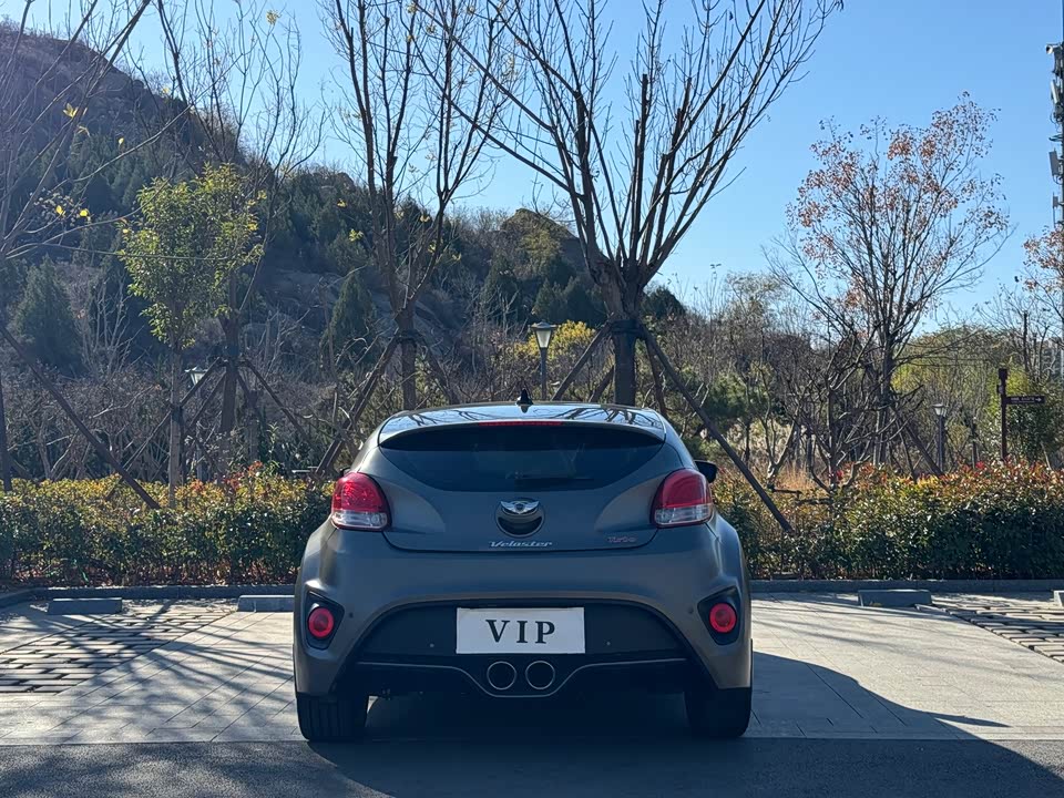 Hyundai Veloster