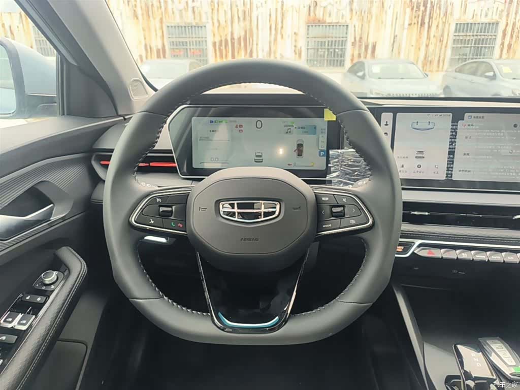Geely Binray, 2026 11
